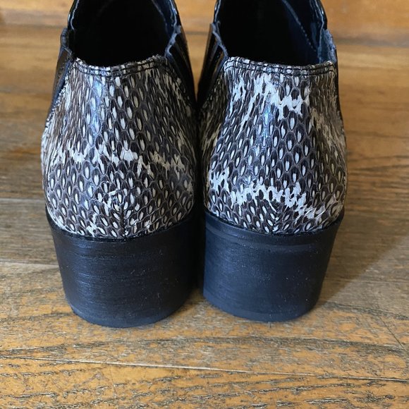 Dolce Vita Verily Bootie 7 - Picture 4 of 5